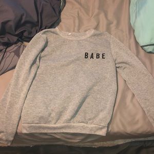 plain grey sweatshirt